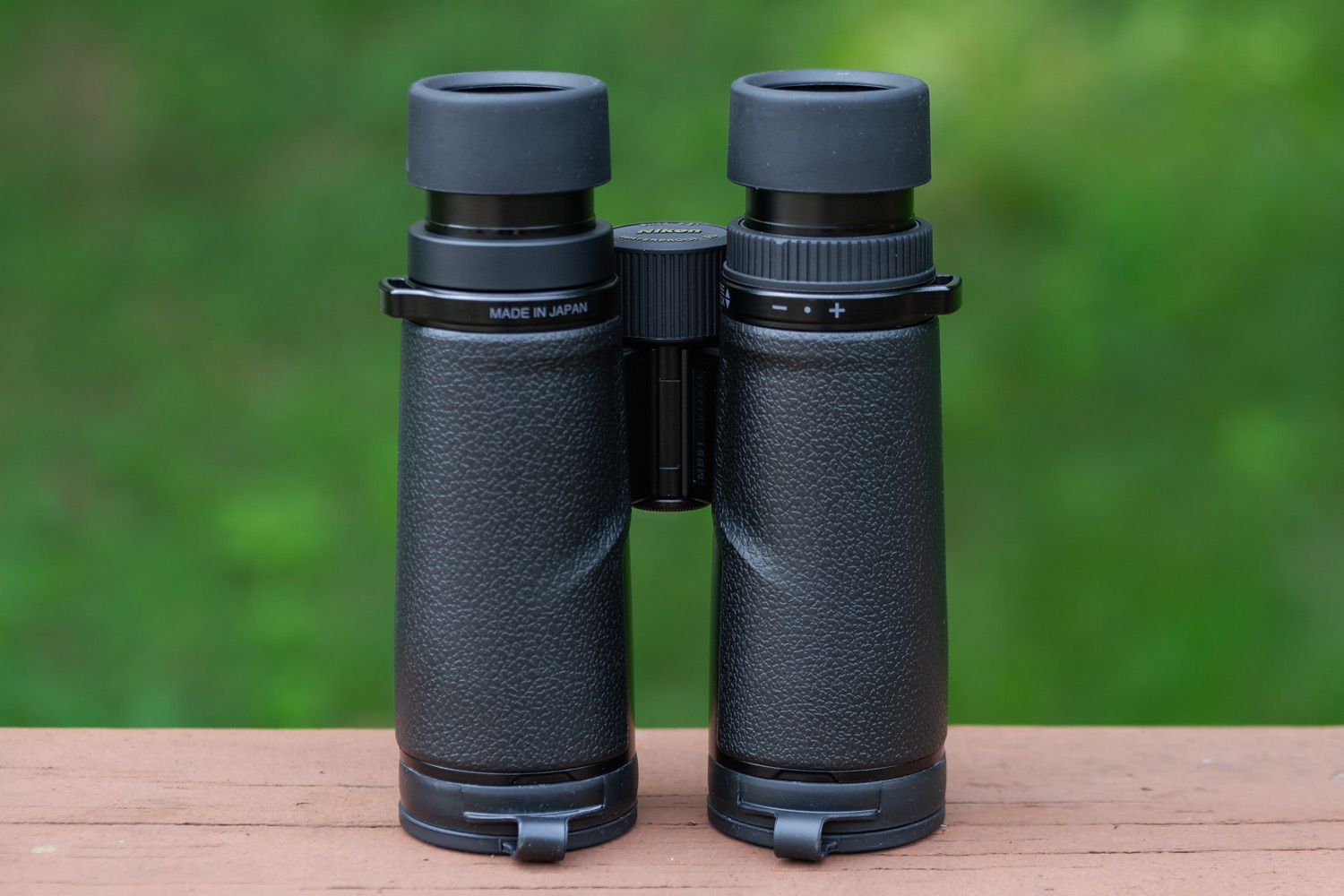 Nikon Monarch HG 8x42